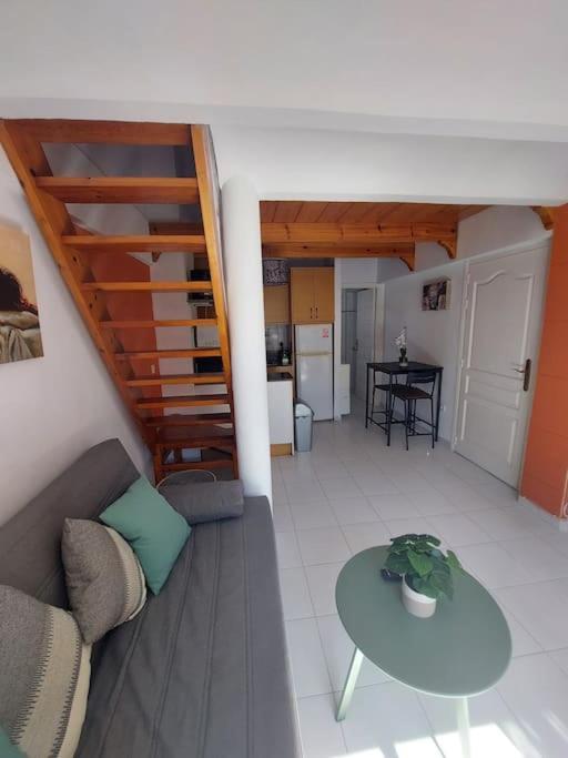 Studio Tipo Loft Con Vista Al Montgo Denia Exterior photo